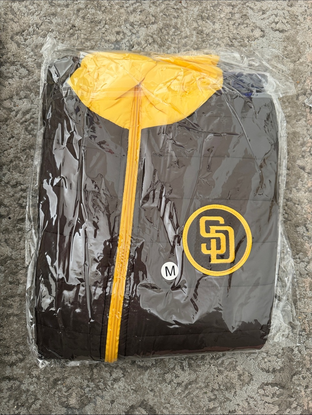 Brown and Yellow SD Padres Logo Puffer vest Jacket - M